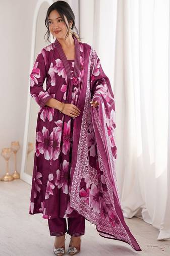 Women Regular Kurta with Pyjamas & With Dupatta