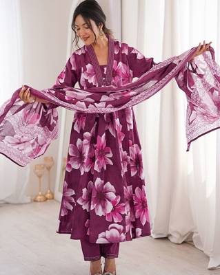 Women Regular Kurta with Pyjamas & With Dupatta 7