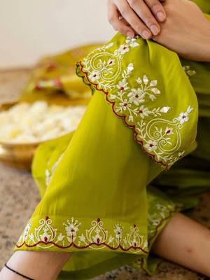 Women Ethnic Motifs Embroidered Mirror Work Kurta with Palazzos & With Dupatta 5
