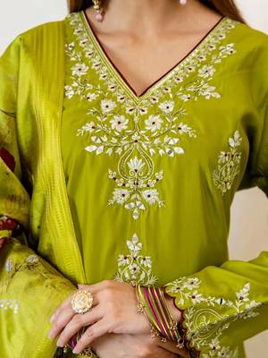 Women Ethnic Motifs Embroidered Mirror Work Kurta with Palazzos & With Dupatta 6