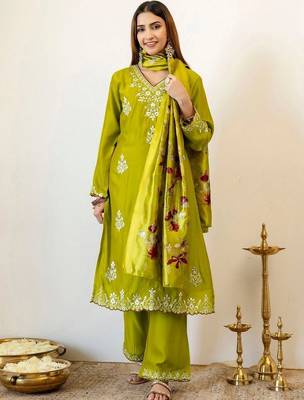 Women Ethnic Motifs Embroidered Mirror Work Kurta with Palazzos & With Dupatta 7