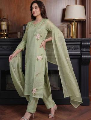 Women Ethnic Regular Thread Work Chanderi Cotton Kurta with Trousers & With Dupatta 3