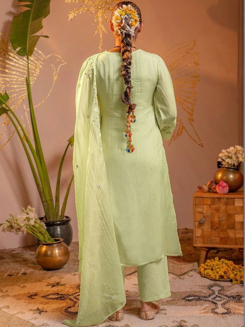 Women Ethnic Motifs Embroidered Regular Thread Work Kurta with Trousers & With Dupatta