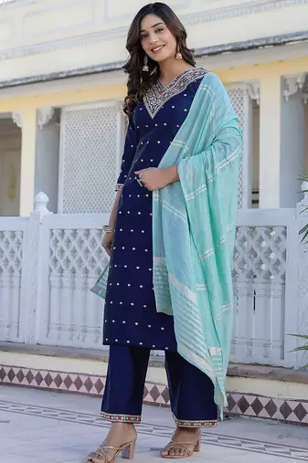Women Regular Sequinned Kurta with Palazzos With Dupatta