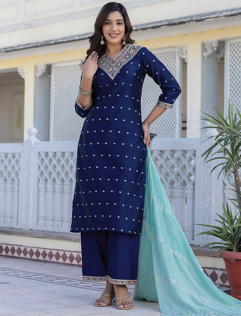 Women Regular Sequinned Kurta with Palazzos With Dupatta