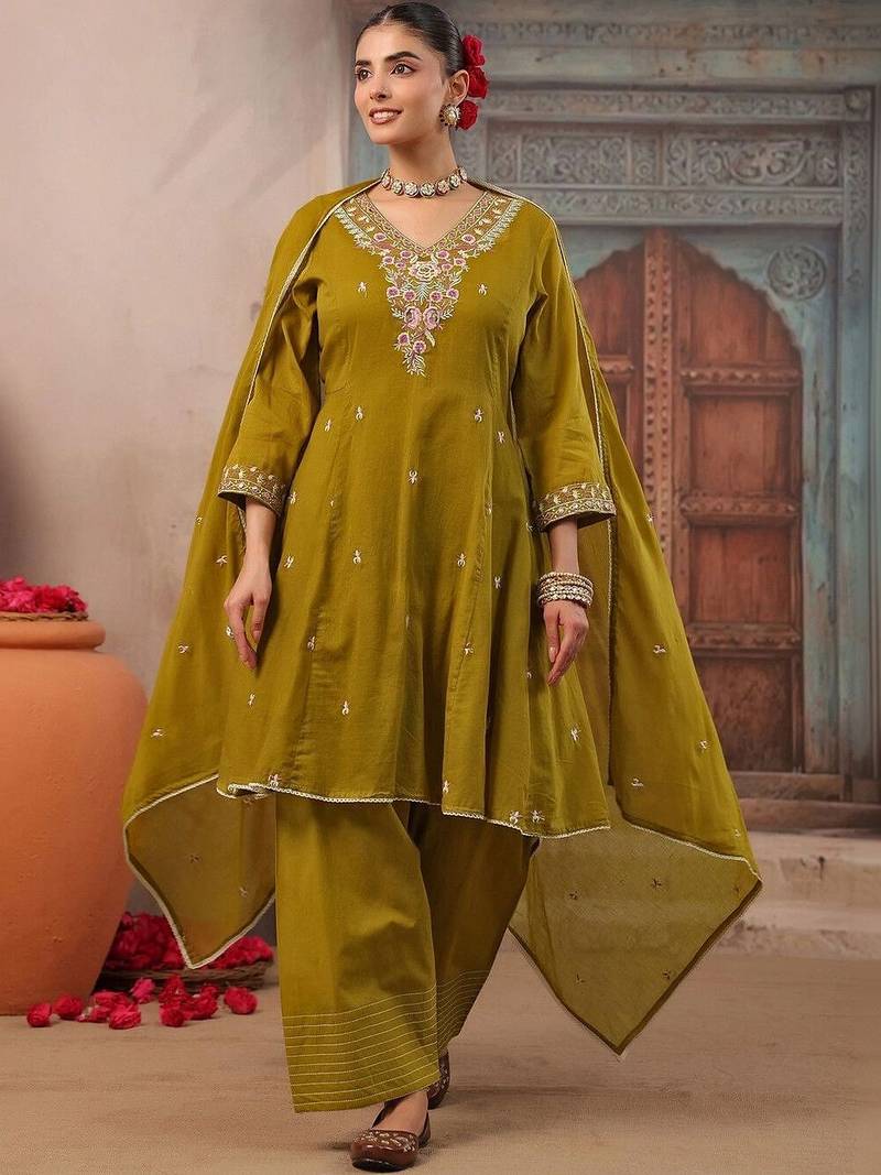 Women Ethnic Motifs Embroidered Regular Thread Work Pure Cotton Kurta with Palazzos & With Dupatta