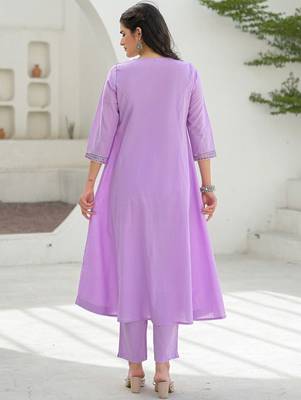 Women Ethnic Motifs Embroidered Regular Thread Work Kurta with Trousers & With Dupatta 3
