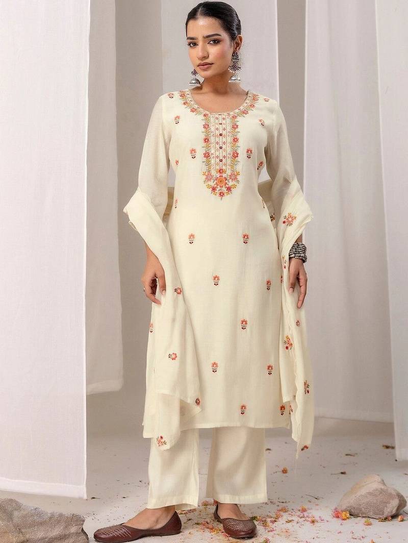 Women Floral Embroidered Regular Thread Work Chanderi Cotton Kurta with Palazzos & With Dupatta