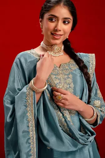 Women Ethnic Motifs Embroidered Regular Thread Work Kurta with Patiala & With Dupatta