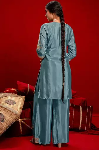 Women Ethnic Motifs Embroidered Regular Thread Work Kurta with Patiala & With Dupatta