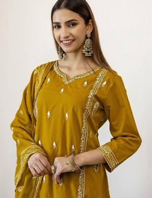 Women Ethnic Motifs Embroidered Regular Thread Work Pure Cotton Kurta with Trousers & With Dupatta 2