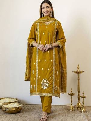 Women Ethnic Motifs Embroidered Regular Thread Work Pure Cotton Kurta with Trousers & With Dupatta 5