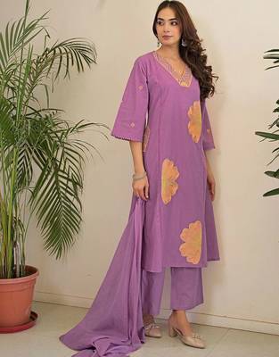 Women Ethnic Motifs Embroidered Regular Thread Work Kurta with Palazzos & With Dupatta 3