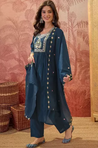 Women Ethnic Motifs Embroidered Empire Thread Work Kurta with Trousers & With Dupatta