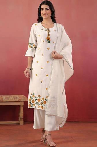 Women Floral Embroidered Regular Thread Work Kurta with Trousers & With Dupatta