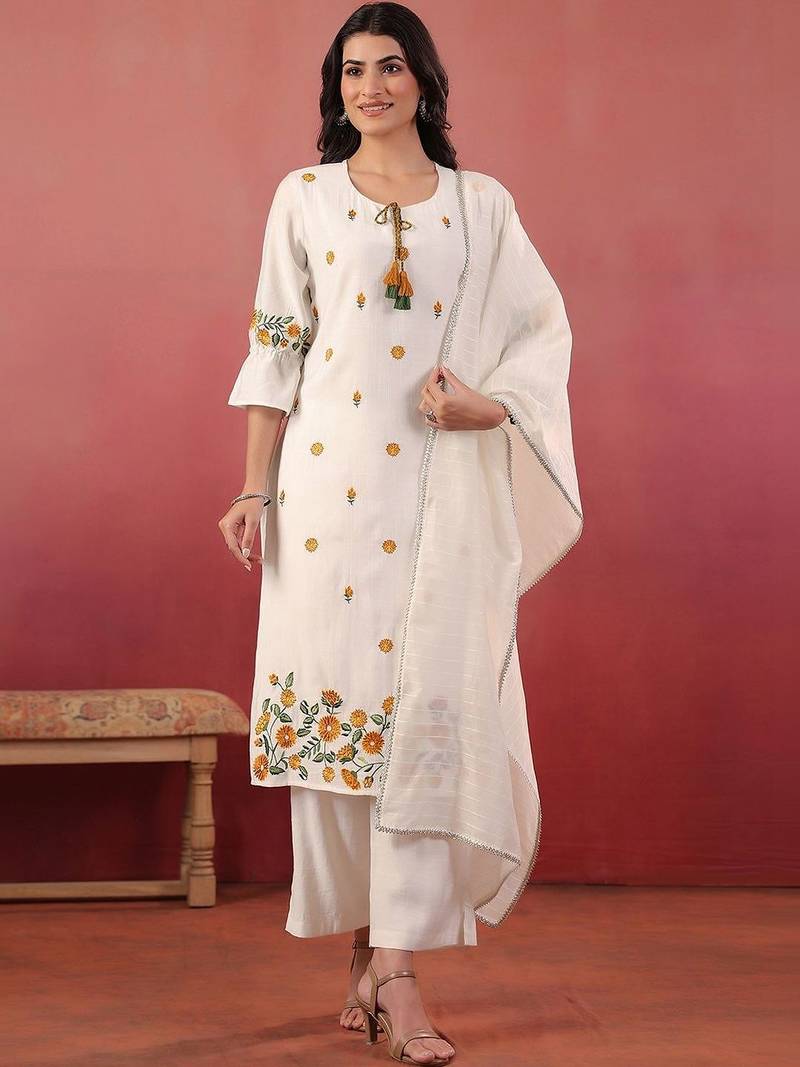 Women Floral Embroidered Regular Thread Work Kurta with Trousers & With Dupatta