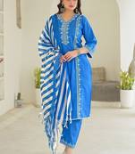 Women Ethnic Motifs Embroidered Regular Thread Work Kurta with Trousers & With Dupatta