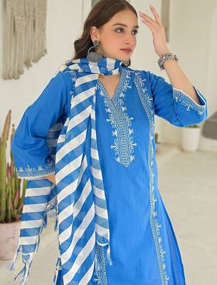 Women Ethnic Motifs Embroidered Regular Thread Work Kurta with Trousers & With Dupatta 2