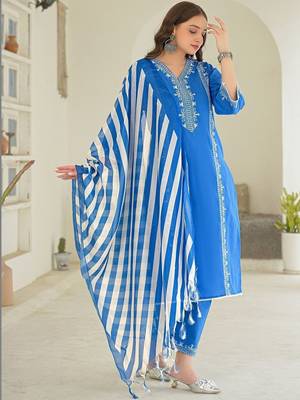 Women Ethnic Motifs Embroidered Regular Thread Work Kurta with Trousers & With Dupatta 7