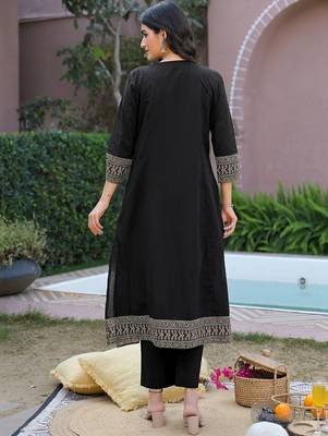 Women Regular Pure Cotton Kurta with Pyjamas & With Dupatta 5