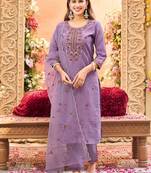 Women Floral Embroidered Regular Thread Work Kurta with Trousers & With Dupatta