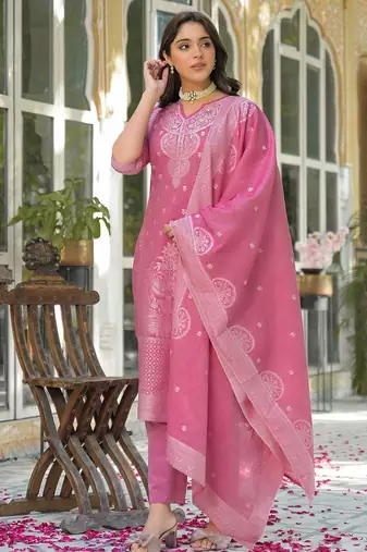 Women Ethnic Motifs Regular Kurta with Trousers & With Dupatta