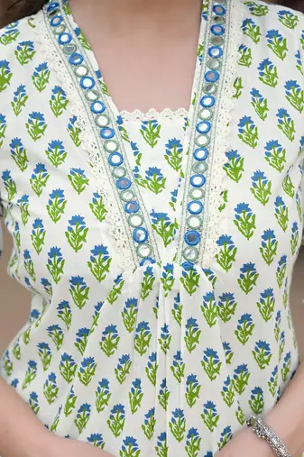 Women Ethnic Motifs Printed Regular Thread Work Kurta with Trousers & With Dupatta