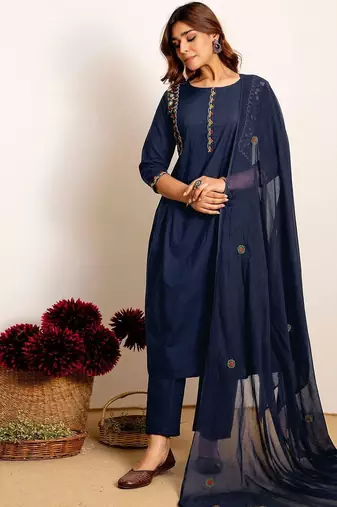 Women Ethnic Motifs Embroidered Regular Thread Work Kurta with Trousers & With Dupatta