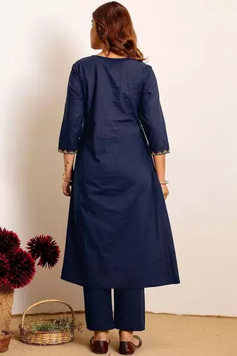 Women Ethnic Motifs Embroidered Regular Thread Work Kurta with Trousers & With Dupatta
