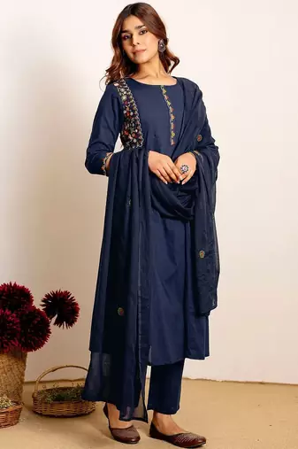Women Ethnic Motifs Embroidered Regular Thread Work Kurta with Trousers & With Dupatta