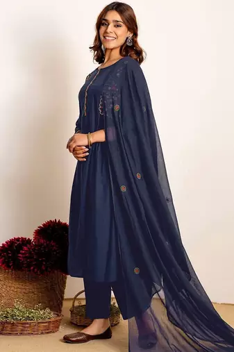 Women Ethnic Motifs Embroidered Regular Thread Work Kurta with Trousers & With Dupatta