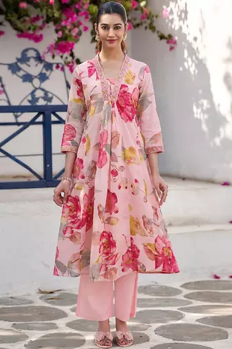 Women Printed Regular Kurta with Trousers & With Dupatta