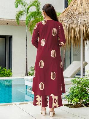 Women Printed Regular Kurta with Trousers & With Dupatta 2
