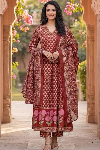 Women Ethnic Motifs Printed Regular Kurta with Trousers & With Dupatta