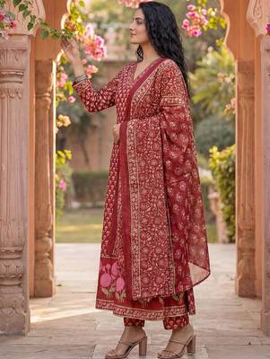 Women Ethnic Motifs Printed Regular Kurta with Trousers & With Dupatta 5
