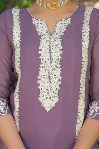 Women Ethnic Motifs Embroidered Regular Thread Work Kurta with Trousers & With Dupatta