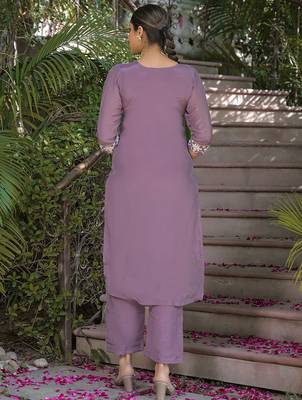Women Ethnic Motifs Embroidered Regular Thread Work Kurta with Trousers & With Dupatta 4