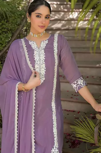 Women Ethnic Motifs Embroidered Regular Thread Work Kurta with Trousers & With Dupatta