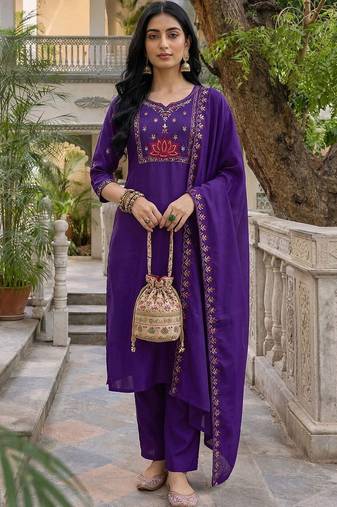 Women Ethnic Motifs Embroidered Regular Thread Work Kurta with Trousers & With Dupatta
