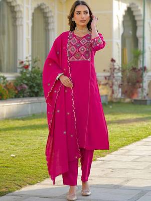 Women Ethnic Motifs Embroidered Regular Thread Work Kurta with Trousers & With Dupatta 1