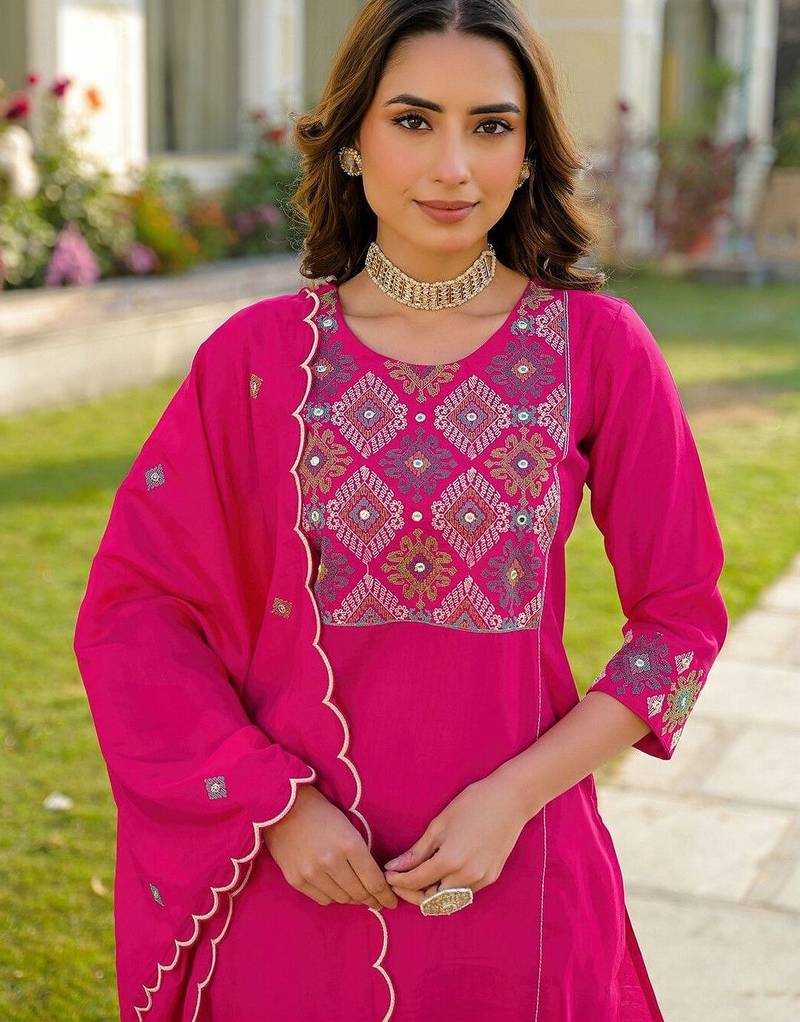 Women Ethnic Motifs Embroidered Regular Thread Work Kurta with Trousers & With Dupatta