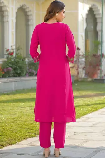 Women Ethnic Motifs Embroidered Regular Thread Work Kurta with Trousers & With Dupatta