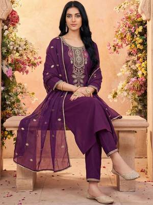 Women Ethnic Motifs Embroidered Regular Thread Work Kurta with Trousers & With Dupatta 4