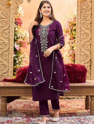 Women Ethnic Motifs Embroidered Regular Thread Work Kurta with Trousers & With Dupatta 1