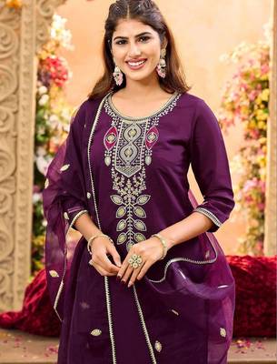 Women Ethnic Motifs Embroidered Regular Thread Work Kurta with Trousers & With Dupatta 2
