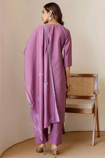 Floral Embroidered V-Neck Thread Work Straight Kurta With Trousers & Dupatta