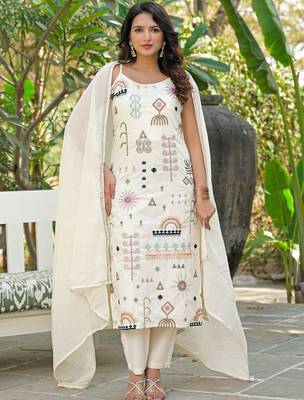 Women Ethnic Motifs Embroidered Regular Kurta with Trousers & With Dupatta 1