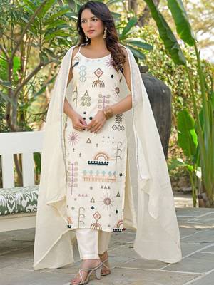 Women Ethnic Motifs Embroidered Regular Kurta with Trousers & With Dupatta 3