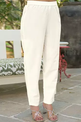 Women Ethnic Motifs Embroidered Regular Kurta with Trousers & With Dupatta