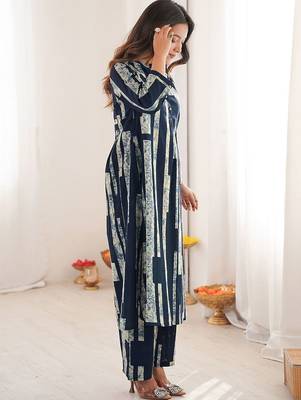 Printed Navy Blue Cotton Co Ords for Women 6